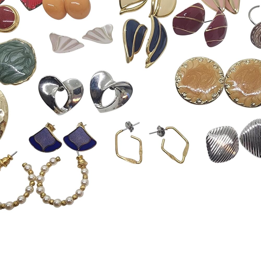 Vintage 1980s Pierced Earrings Lot 25 Pairs Colorful Statement Costume Jewelry - Picture 3 of 14